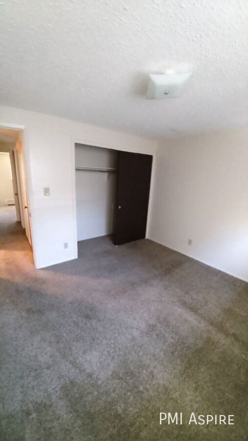1050 17th Ave #5 - Photo 3 of 11