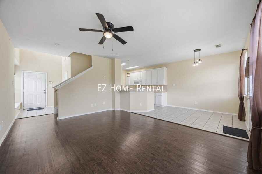 2951 Hackamore Hollow Ln - Photo 5 of 32