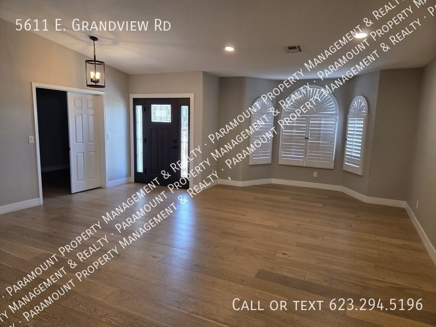 5611 E Grandview Rd - Photo 5 of 45