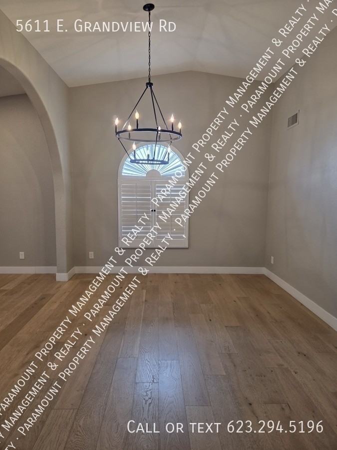 5611 E Grandview Rd - Photo 6 of 45