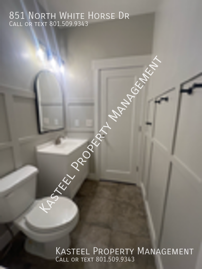 851 N White Horse Dr - Photo 5 of 17