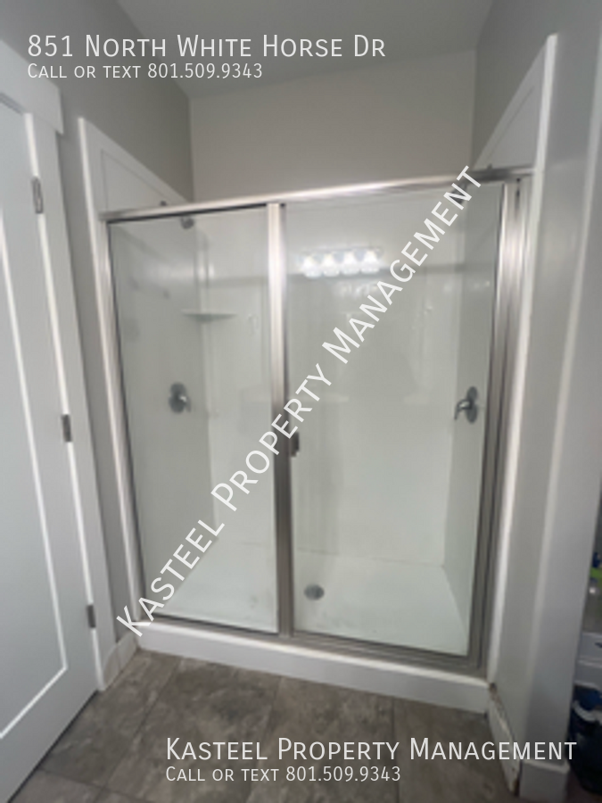 851 N White Horse Dr - Photo 6 of 17