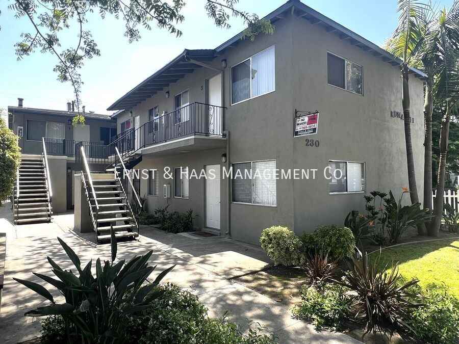 230 E Hullett St #01