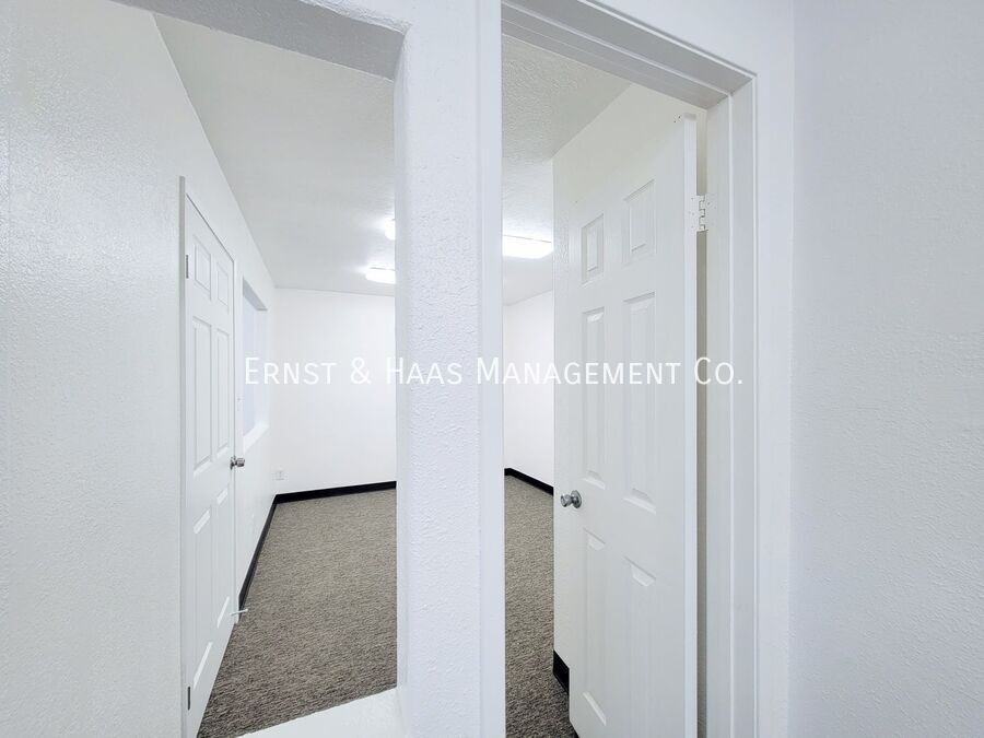 5540 Atlantic Ave - Photo 5 of 16