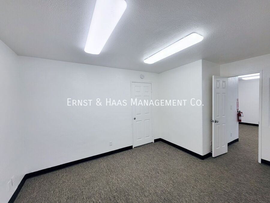 5540 Atlantic Ave - Photo 7 of 16