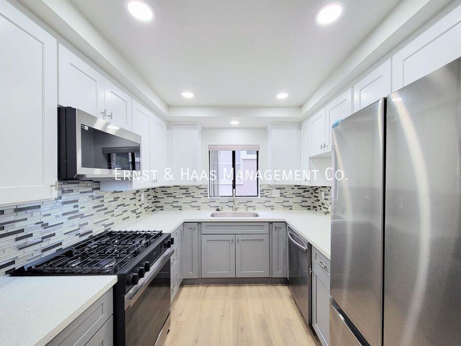 1758 E 2nd St #101 - Photo 6 of 22