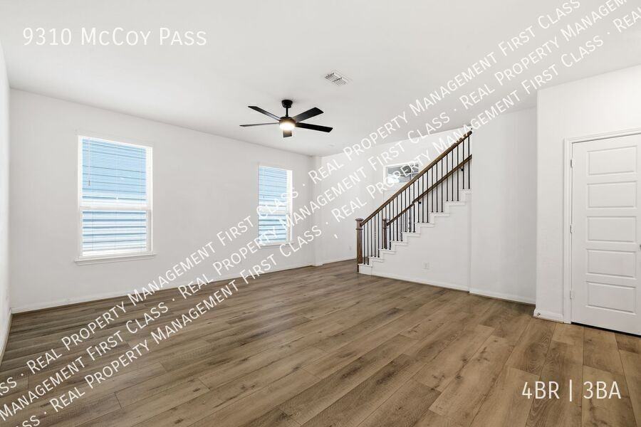 9310 Mccoy Pass - Photo 4 of 30