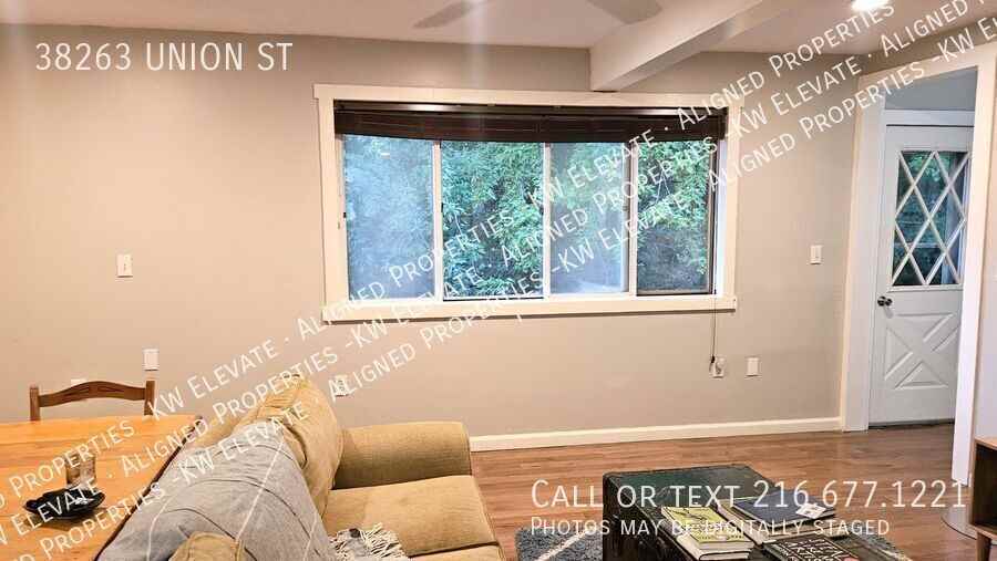 38263 Union St - Photo 4 of 24