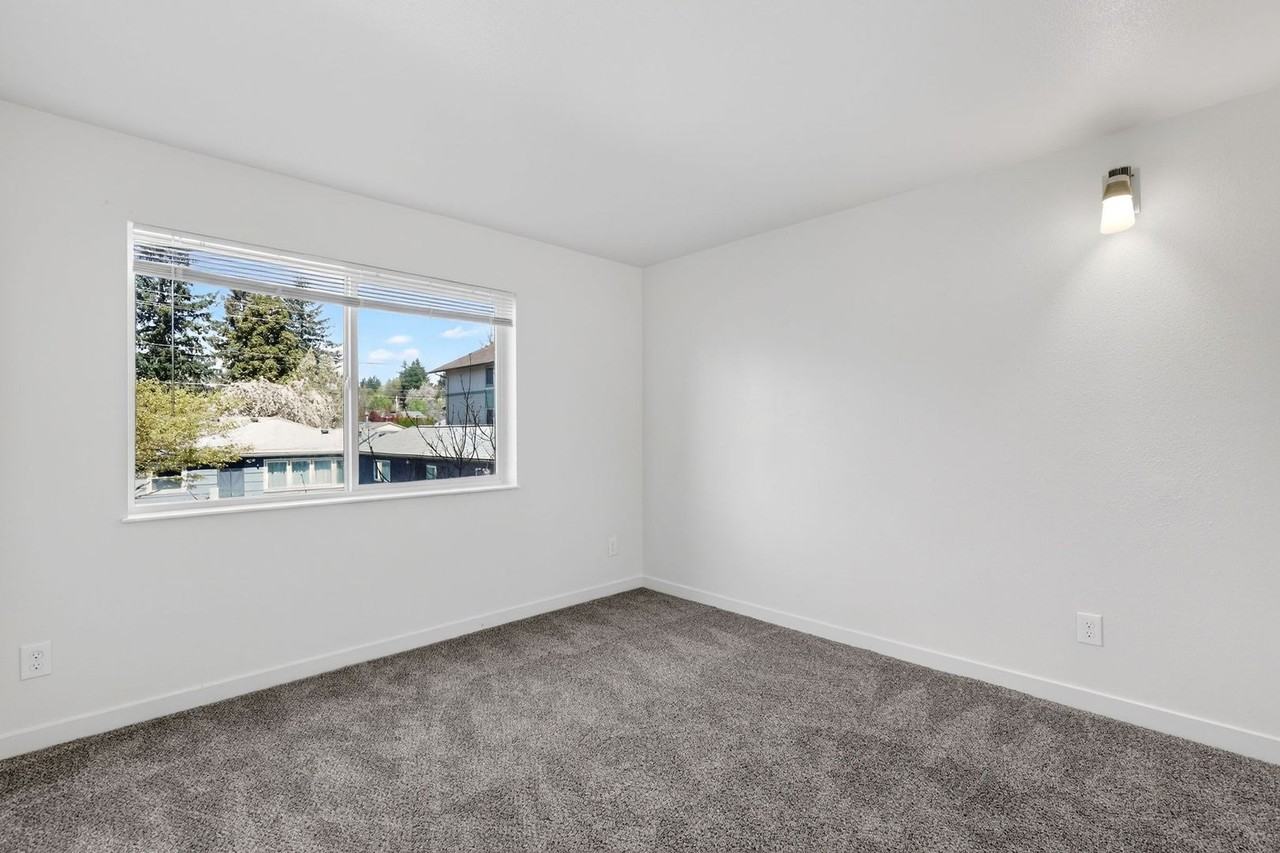 Irish Moss Apartments - Photo 2 of 50