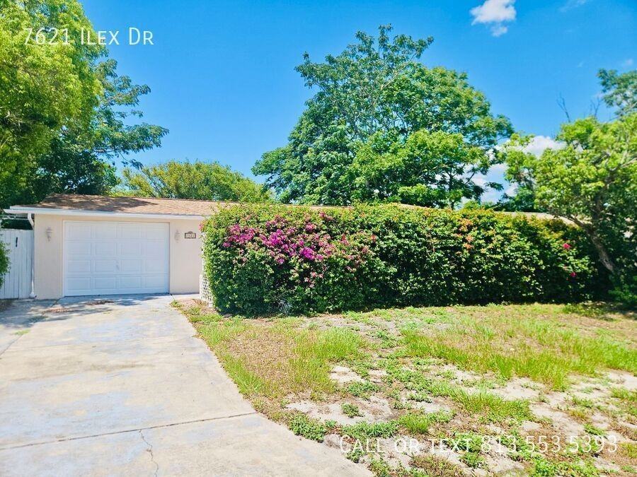 7621 Ilex Dr - Photo 3 of 48