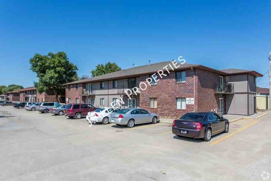 901 Syracuse Ave Bldg E #59 - Photo 7 of 8