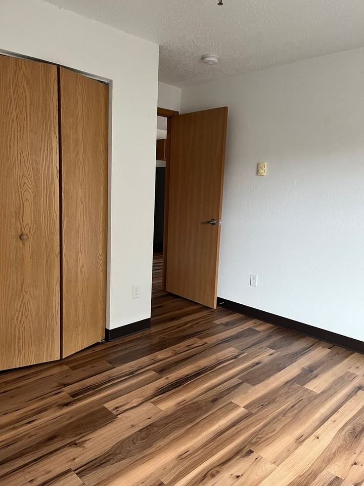 Rosepoint Apartments - Photo 3 of 13