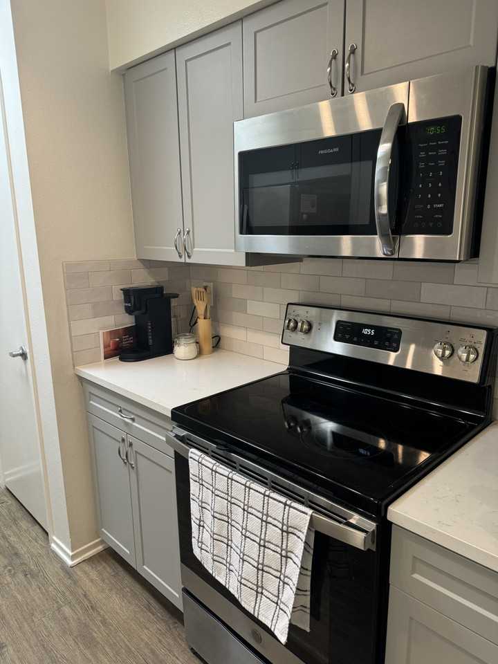 39 Dearborn Pl #98 - Photo 7 of 11