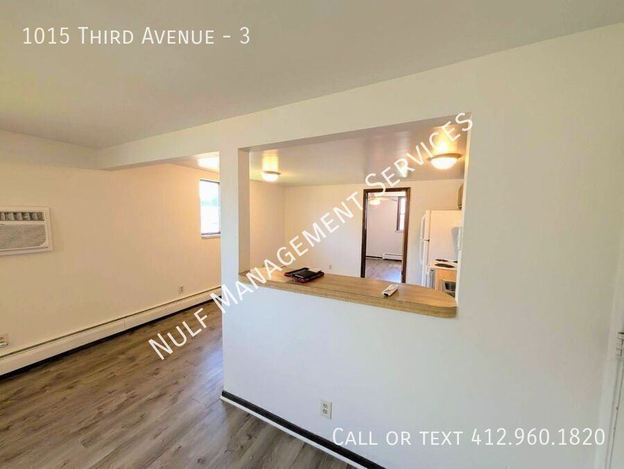 1015 3rd Ave #3 - Photo 2 of 10