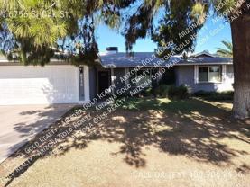 6756 S Oak St - Photo 1 of 1