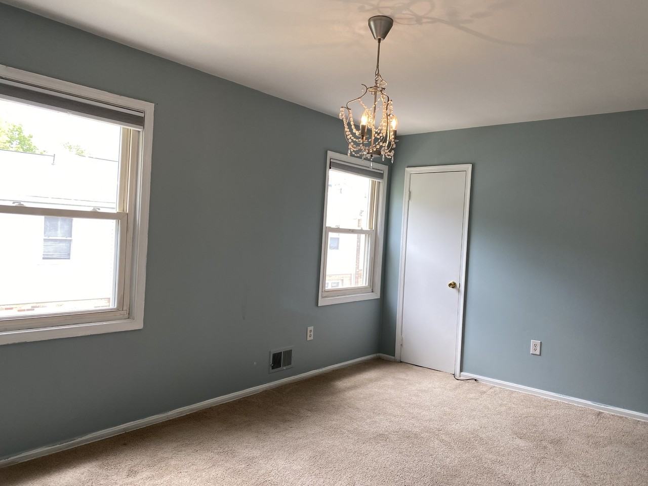 67 Bristol Ct - Photo 5 of 10