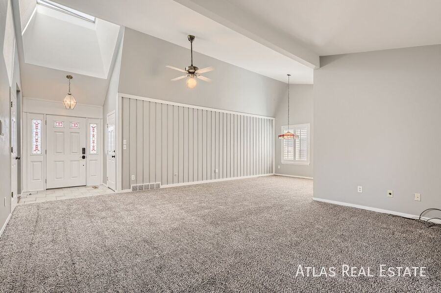 8257 S Locust St - Photo 2 of 24