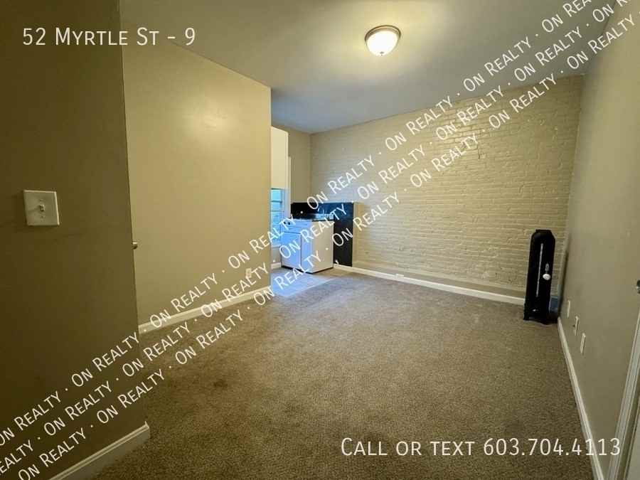 52 Myrtle St #9 - Photo 4 of 8