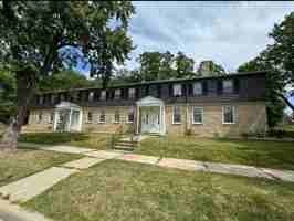 featured image of 400 N Webb Ave #1