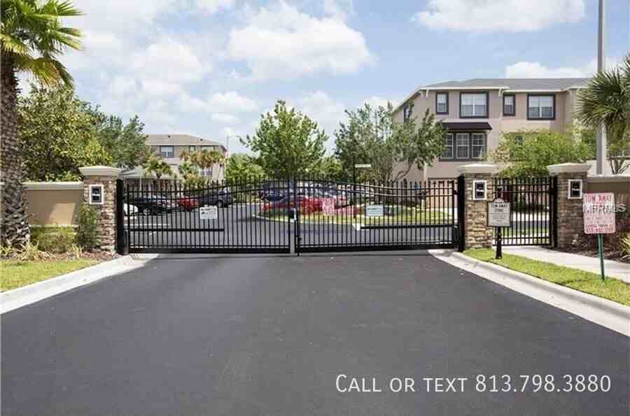 2522 Lexington Oak Dr - Photo 2 of 23