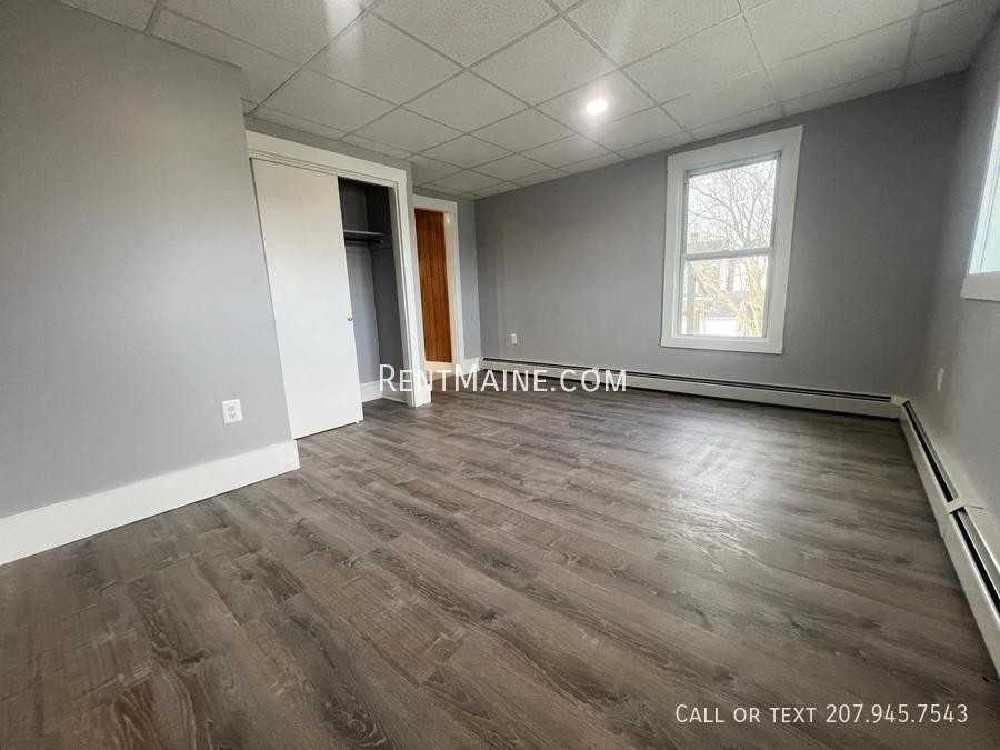 131 College Ave #4 - Photo 4 of 8