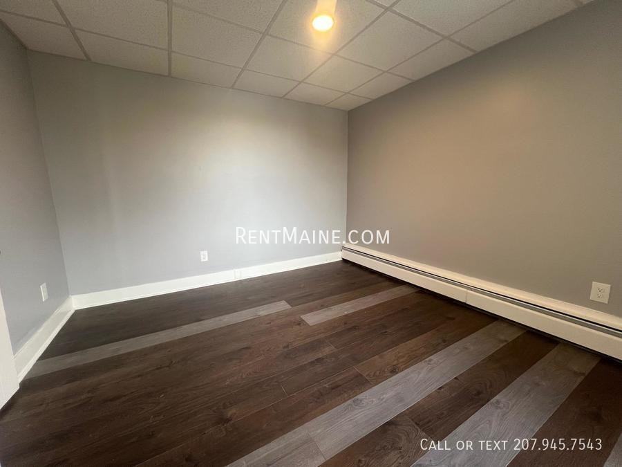131 College Ave #4 - Photo 6 of 8