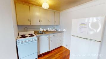featured image of 200 Center St #3