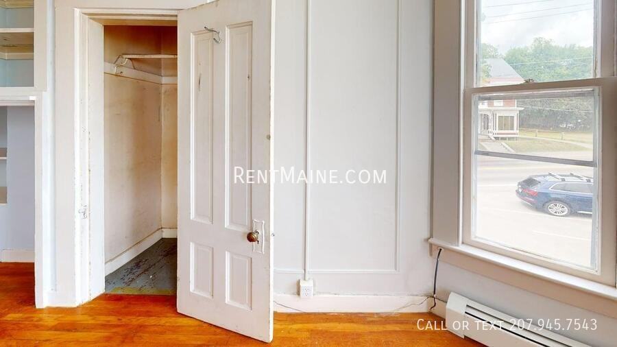 200 Center St #3 - Photo 6 of 9