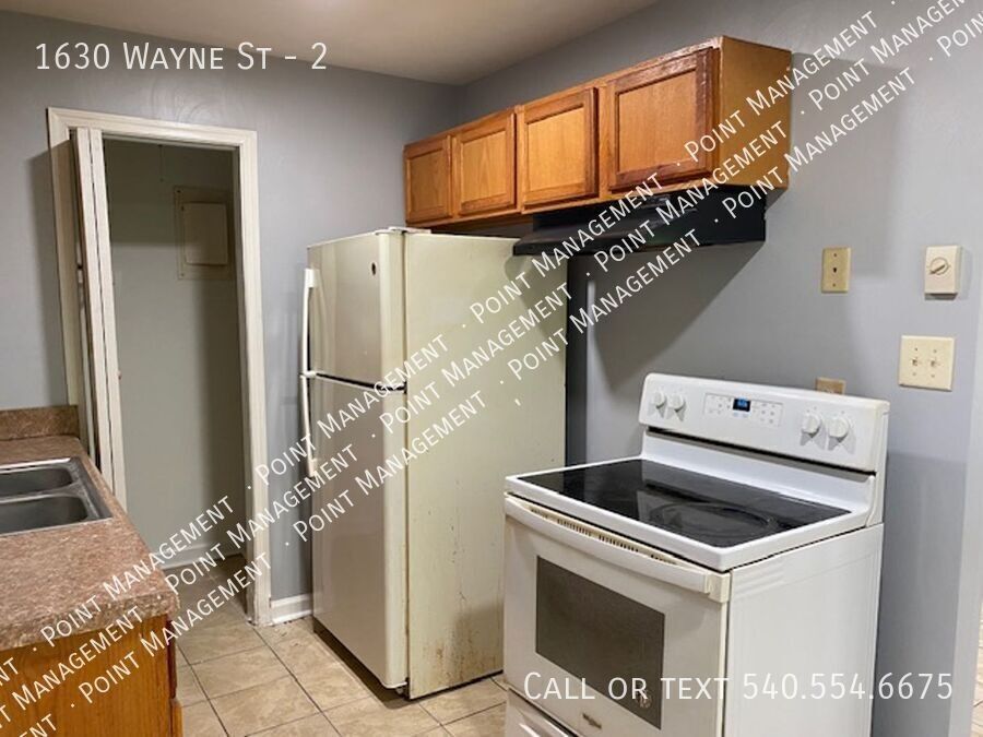 1630 Wayne St Ne #2 - Photo 6 of 11