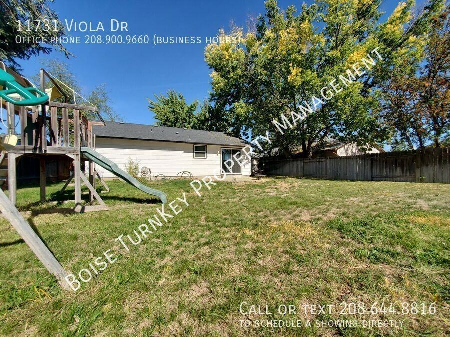 11731 W Viola Dr - Photo 4 of 31