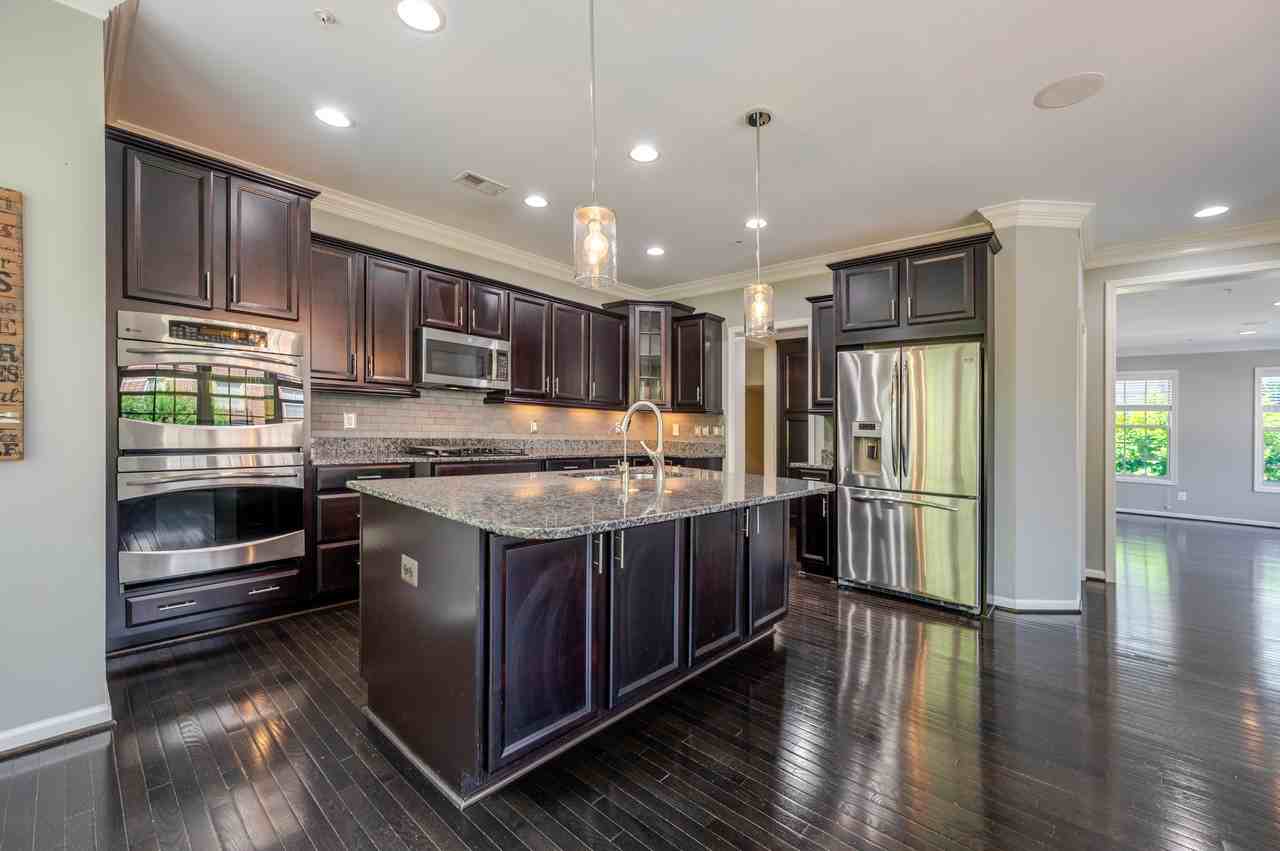 601 Sprintsail Way - Photo 6 of 43