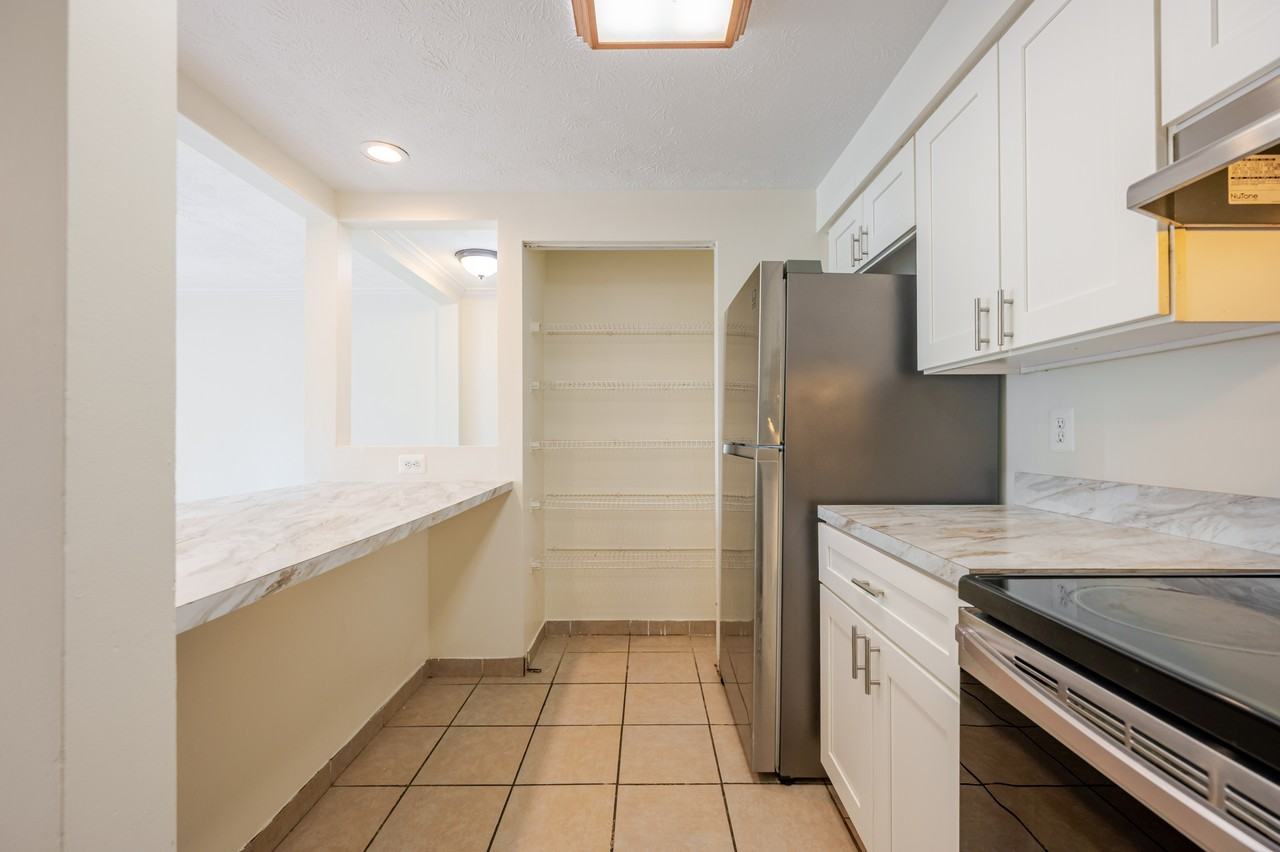 8386 Brockham Dr #B - Photo 6 of 15