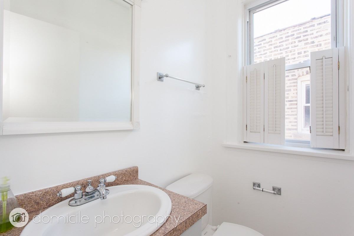 2141 W Arthur Ave #3 - Photo 6 of 8
