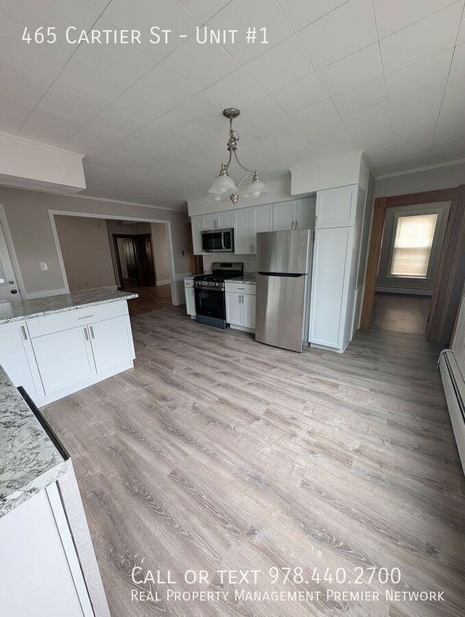 465 Cartier St #1 - Photo 4 of 28
