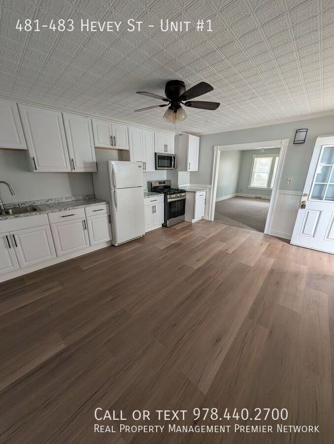 481 Hevey St #1 - Photo 4 of 9