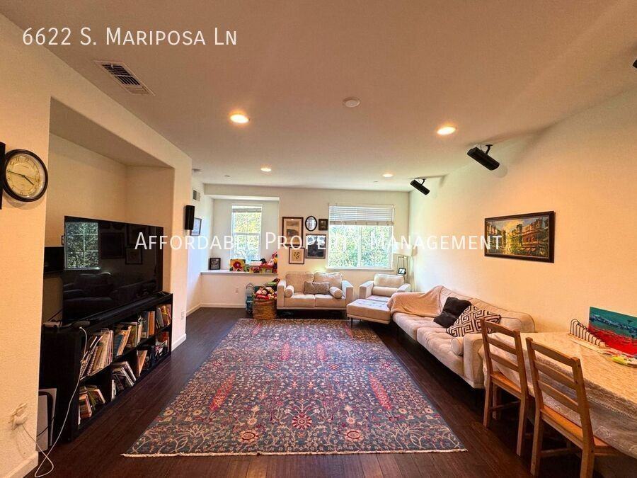 6622 S Mariposa Ln - Photo 4 of 27