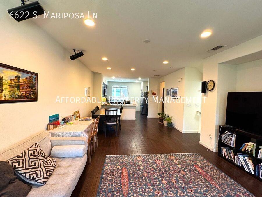 6622 S Mariposa Ln - Photo 5 of 27