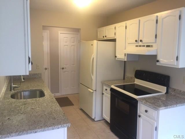 9 Nutmeg Ln #43 - Photo 3 of 19