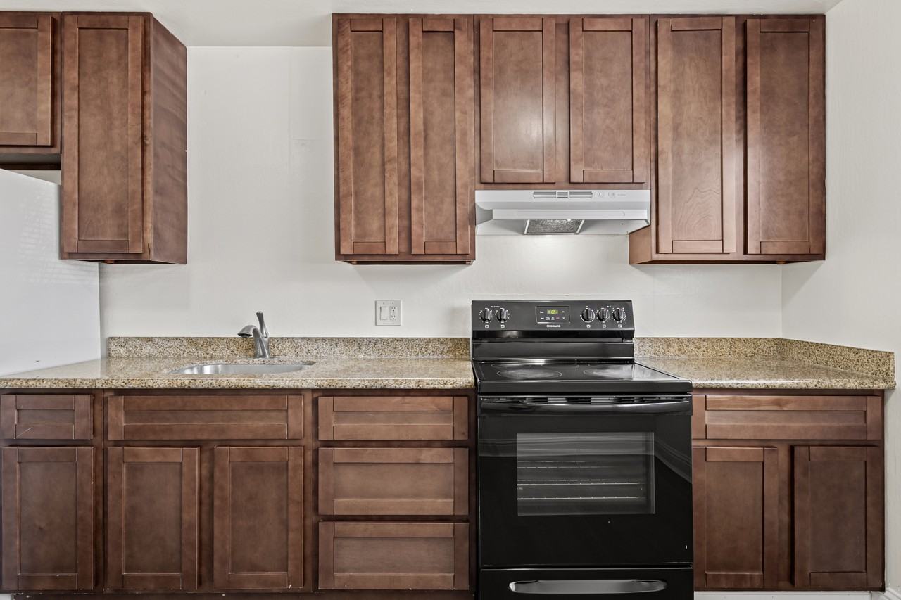 795 Sycamore Ave - Photo 7 of 25