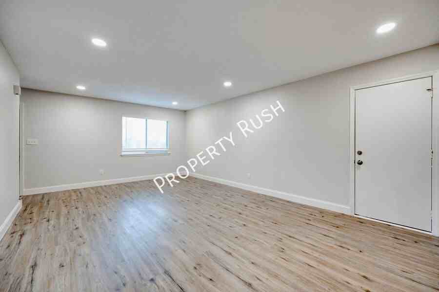 2323 Green Forest Dr #A - Photo 7 of 26