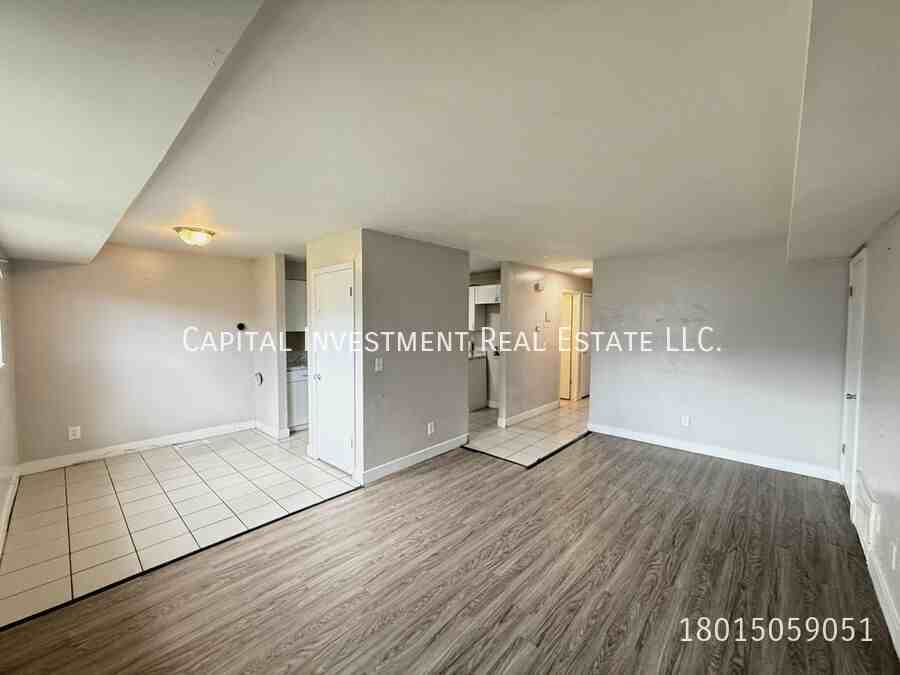 2531 S Parkcrest Dr #1 - Photo 4 of 8