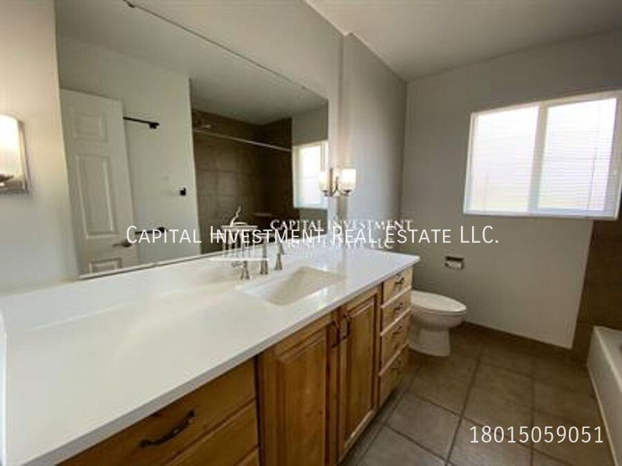 2626 S 1700 E - Photo 7 of 20