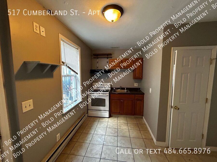 517 Cumberland St #1 - Photo 2 of 6
