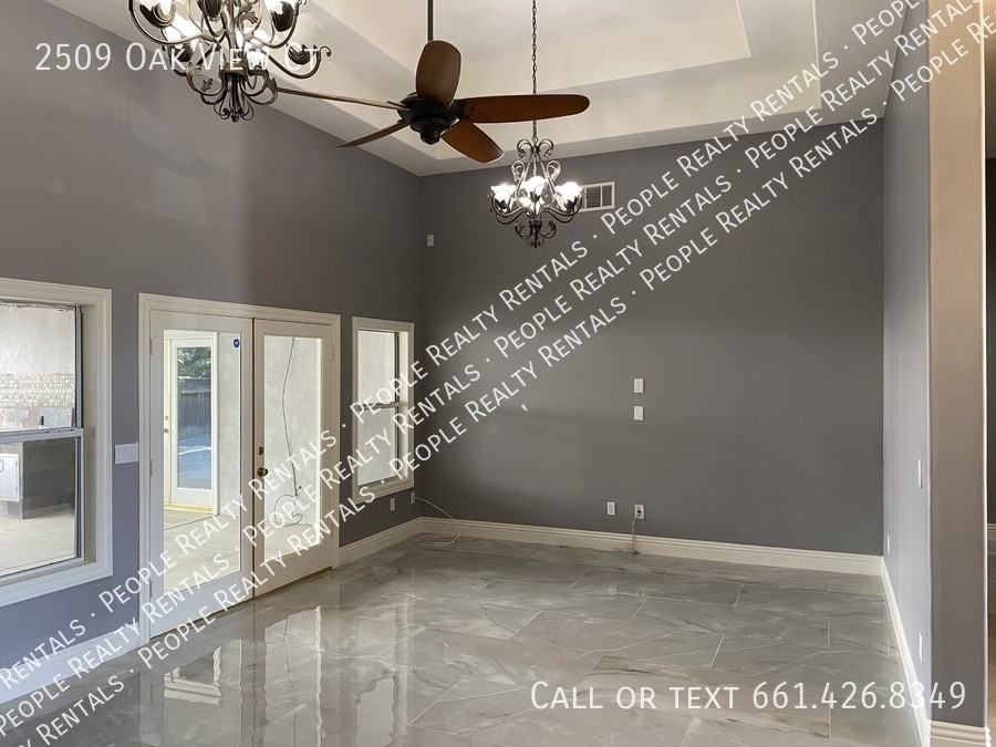 2509 Oak View Ct - Photo 5 of 45