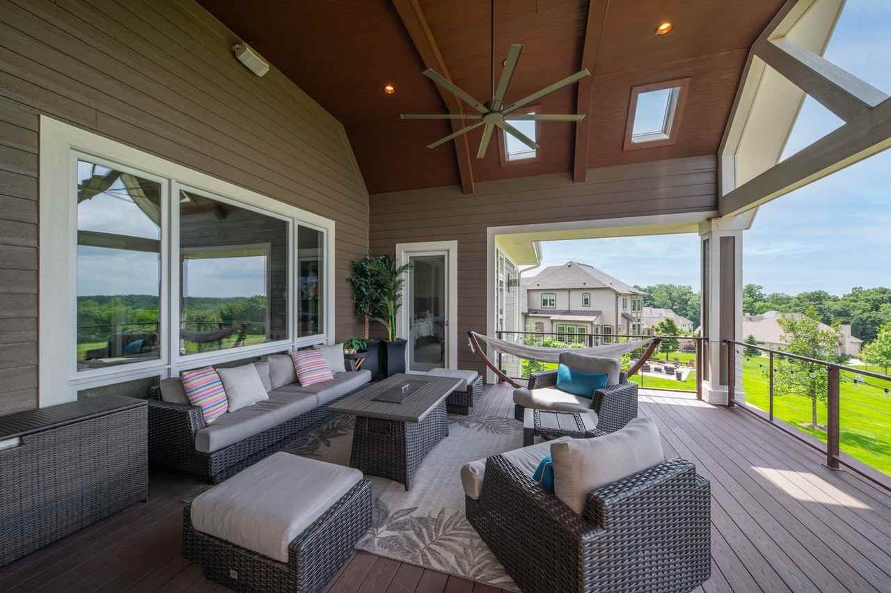 1626 Twisted Oak Ct - Photo 4 of 50