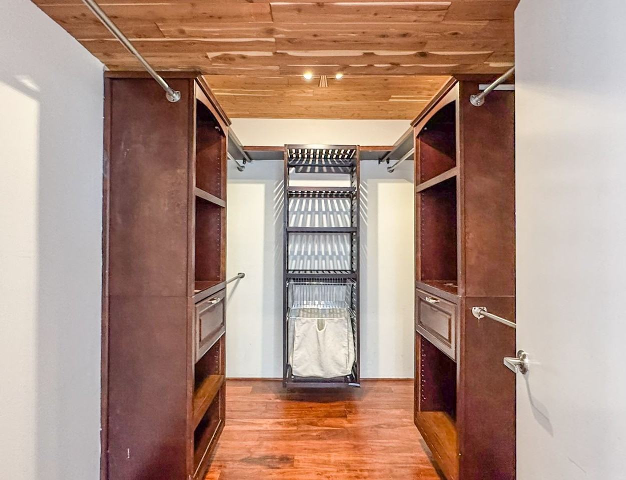 1733 Malcolm Ave #7 - Photo 7 of 21