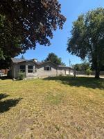 featured image of 9828 N Janis St
