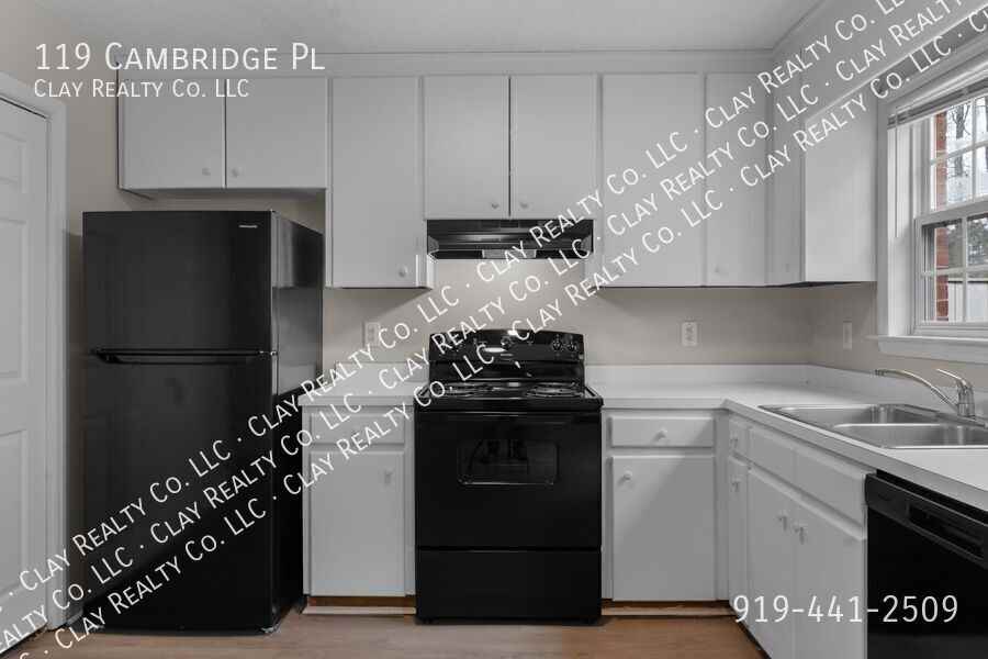 119 Cambridge Pl - Photo 6 of 28