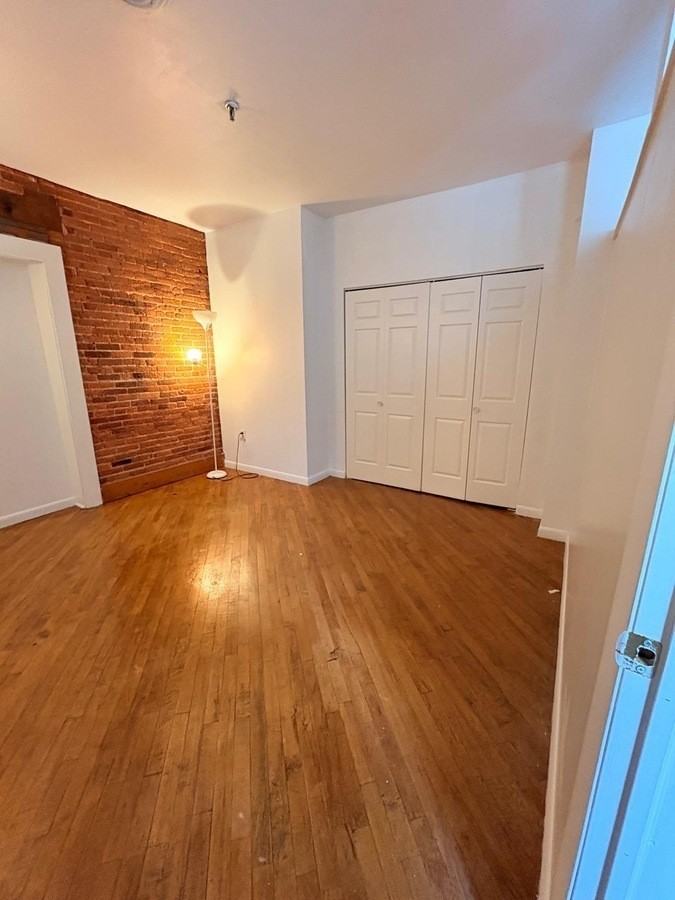 550 Pearl St - Photo 7 of 8