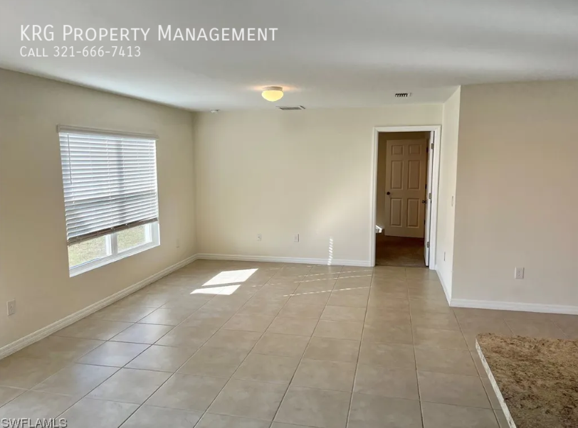 4018 Ne 9th Ave - Photo 3 of 14